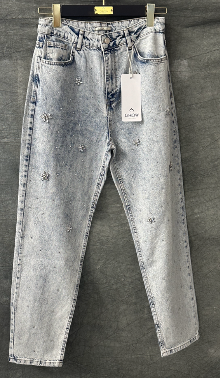 Screenshot 2025-03-13 at 1.39.12 PM Jeans Whith shells- 702 - Image 2